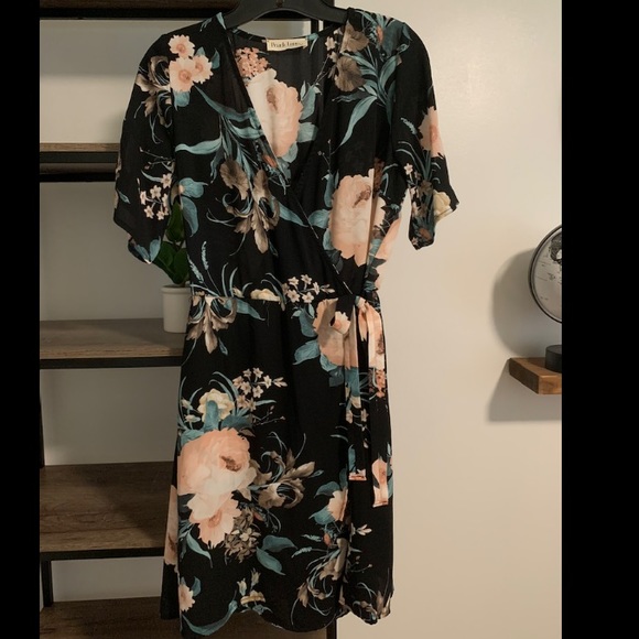 Dress - Picture 1 of 1